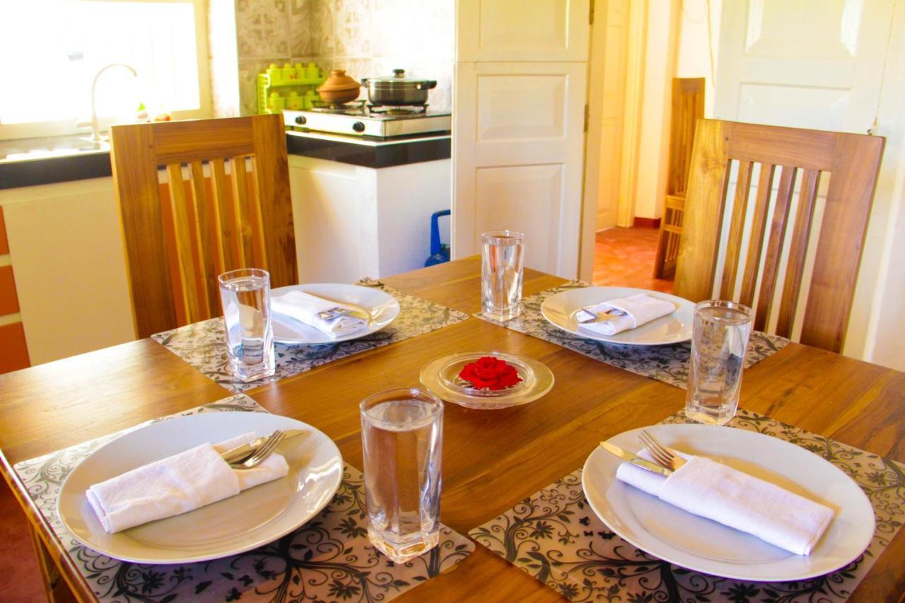 Tranquility Guest House ヒッカドゥワ エクステリア 写真