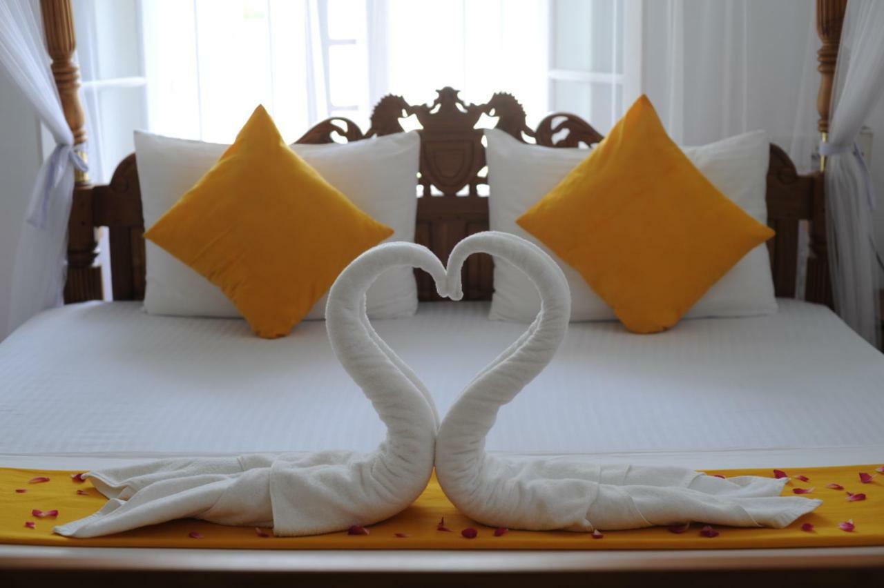 Tranquility Guest House ヒッカドゥワ エクステリア 写真